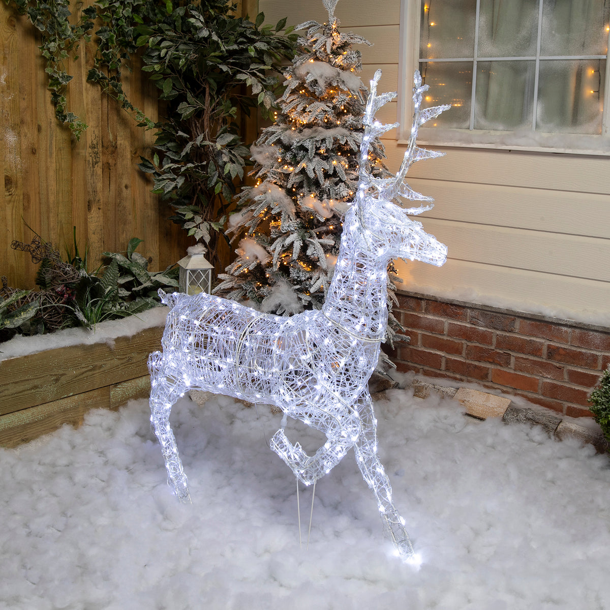 Christmas Reindeer Light - 1.4M Soft Acrylic Outdoor Light Up Stag with 330 White LEDs