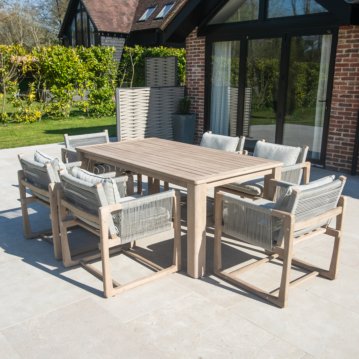 Bracken Outdoors Burford Rope Wooden Rectangular 6 Seat Dining Garden Furniture Set