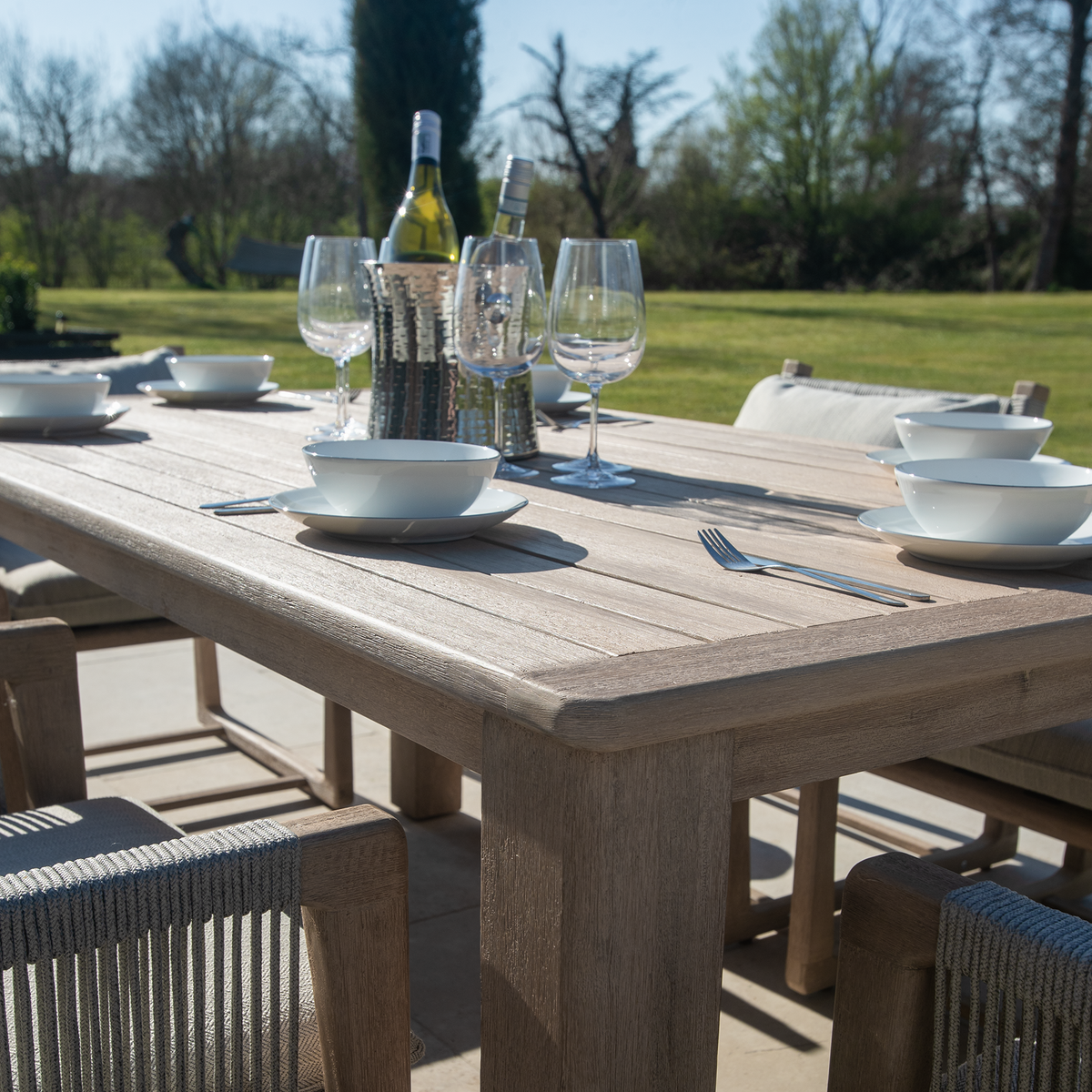 Bracken Outdoors Burford Rope Wooden Rectangular 6 Seat Dining Garden Furniture Set