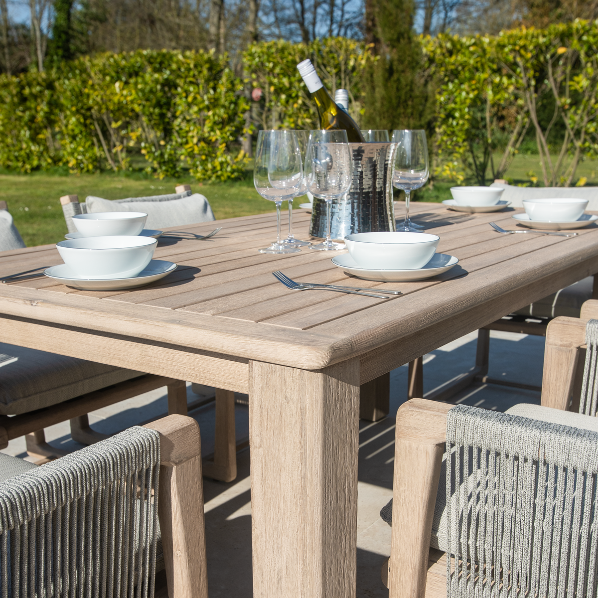 Bracken Outdoors Burford Rope Wooden Rectangular 6 Seat Dining Garden Furniture Set