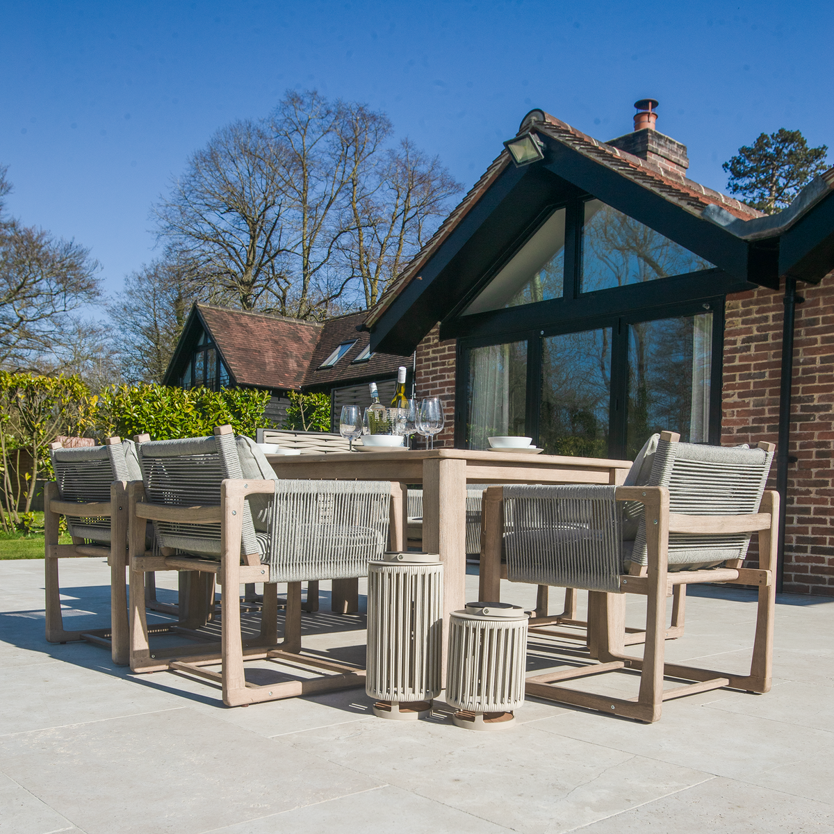 Bracken Outdoors Burford Rope Wooden Rectangular 6 Seat Dining Garden Furniture Set