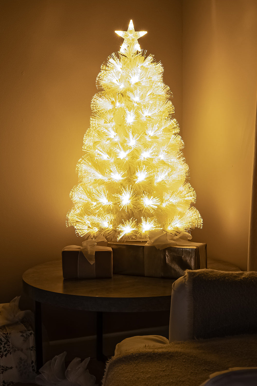 White Fibre Optic Christmas Tree with Feathery Warm White Fibre Optic Lights 2ft - 7ft