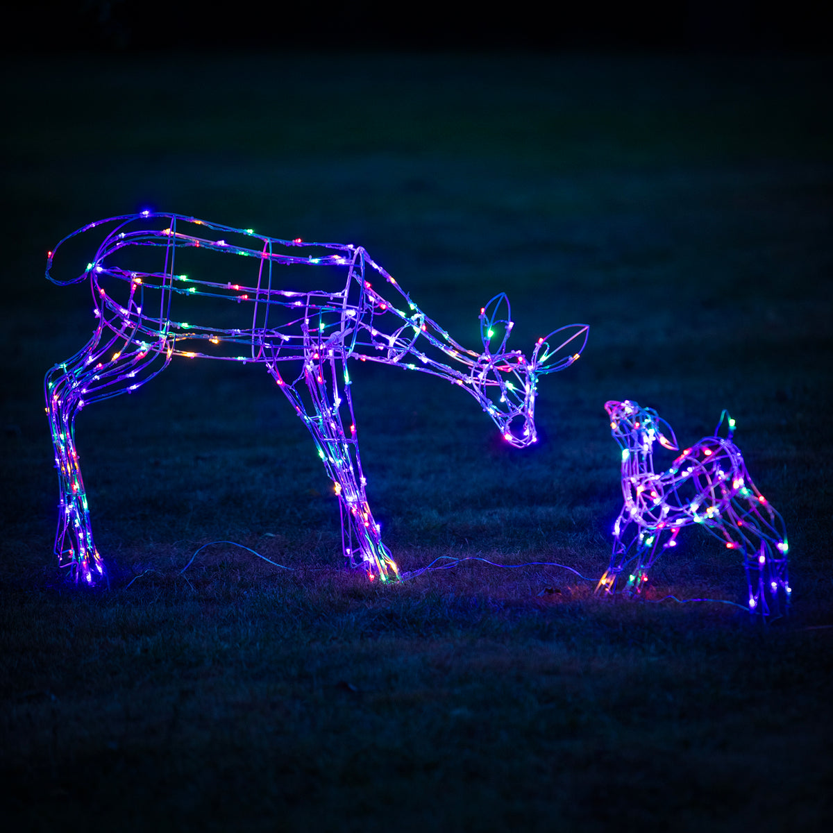 Christmas Reindeer Lights - 1M White Wire Light Up Mother &amp; Baby with 250 White and Multi LEDs