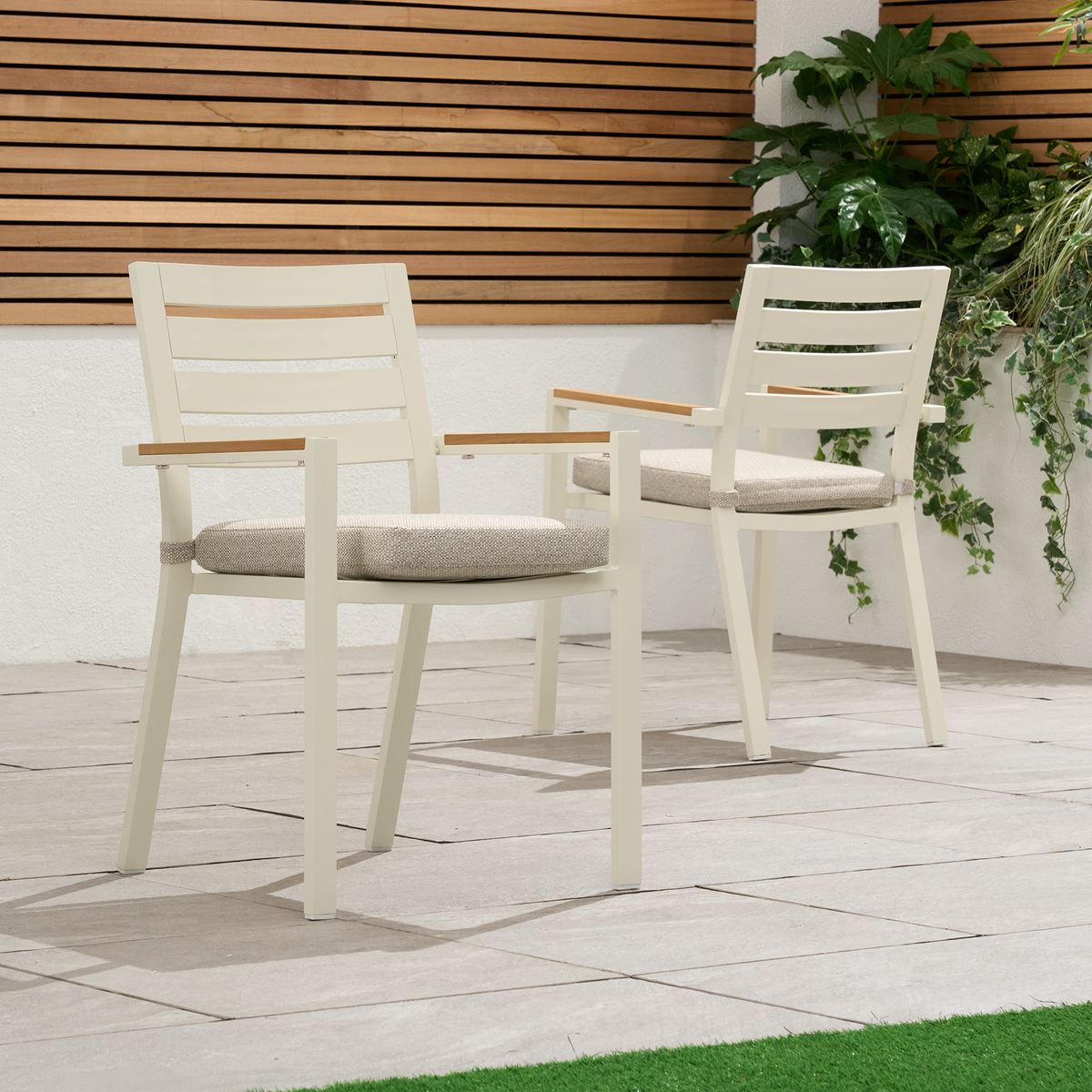 Bracken Outdoors Seattle Teak  6 Seat Rectangular Aluminium Garden Dining Set