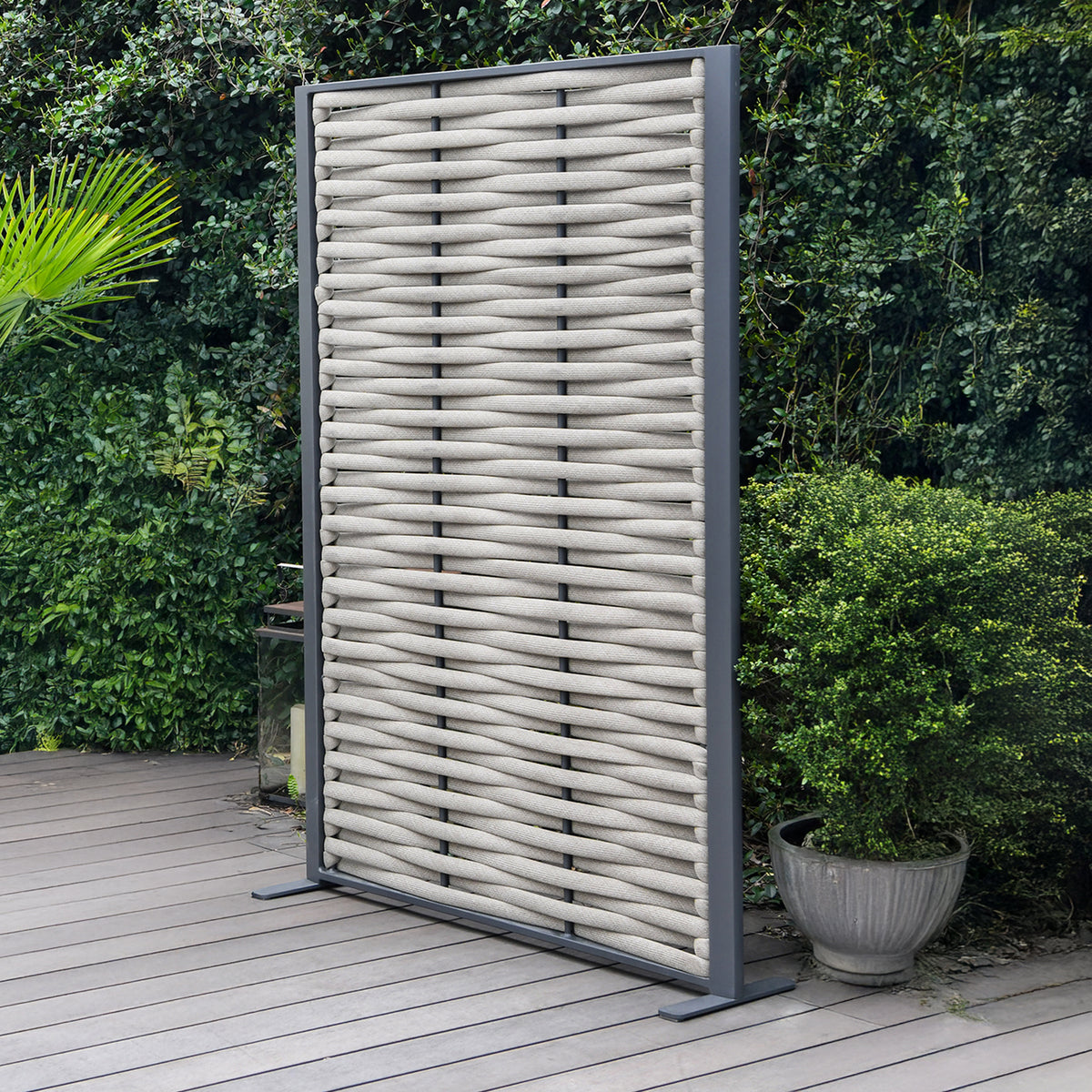 Bracken Outdoors Maldives Garden Screen Aluminium 180cm x 120cm Rope Divider