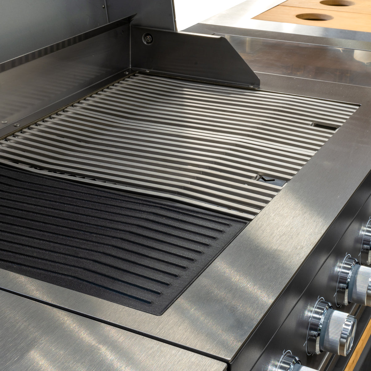 Draco Grills Scandic Line Modular Outdoor Kitchen with 5 Burner BBQ, Sink and Corner Unit