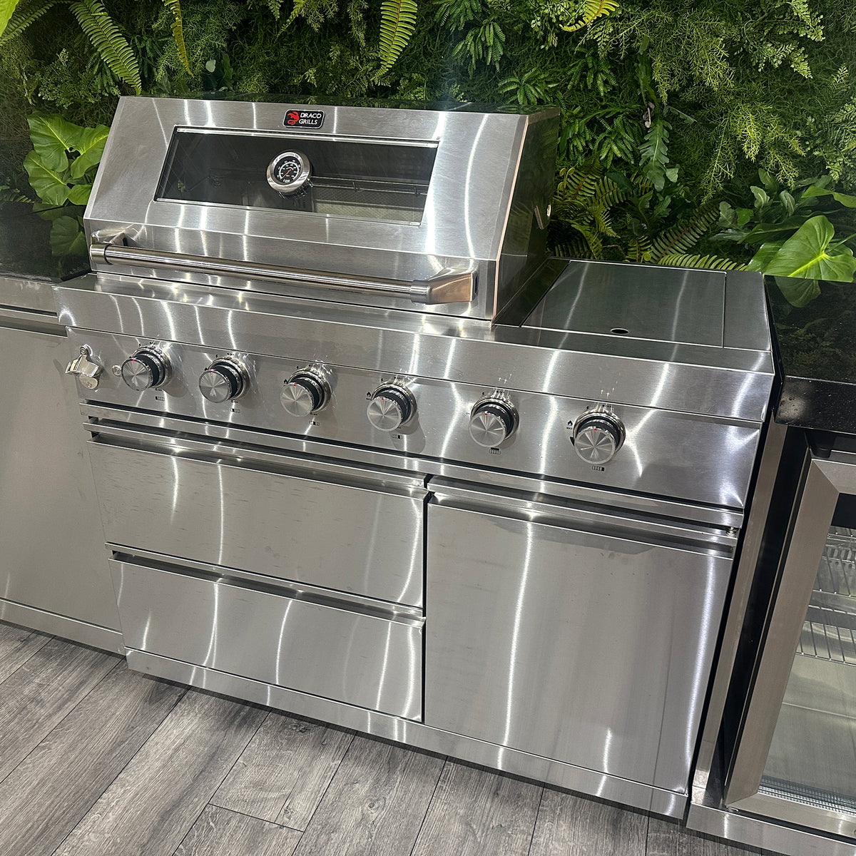 Ex Display Draco Grills 4 Burner Stainless Steel Outdoor Kitchen with Integrated Sear Station, Double Fridge and Sink Unit