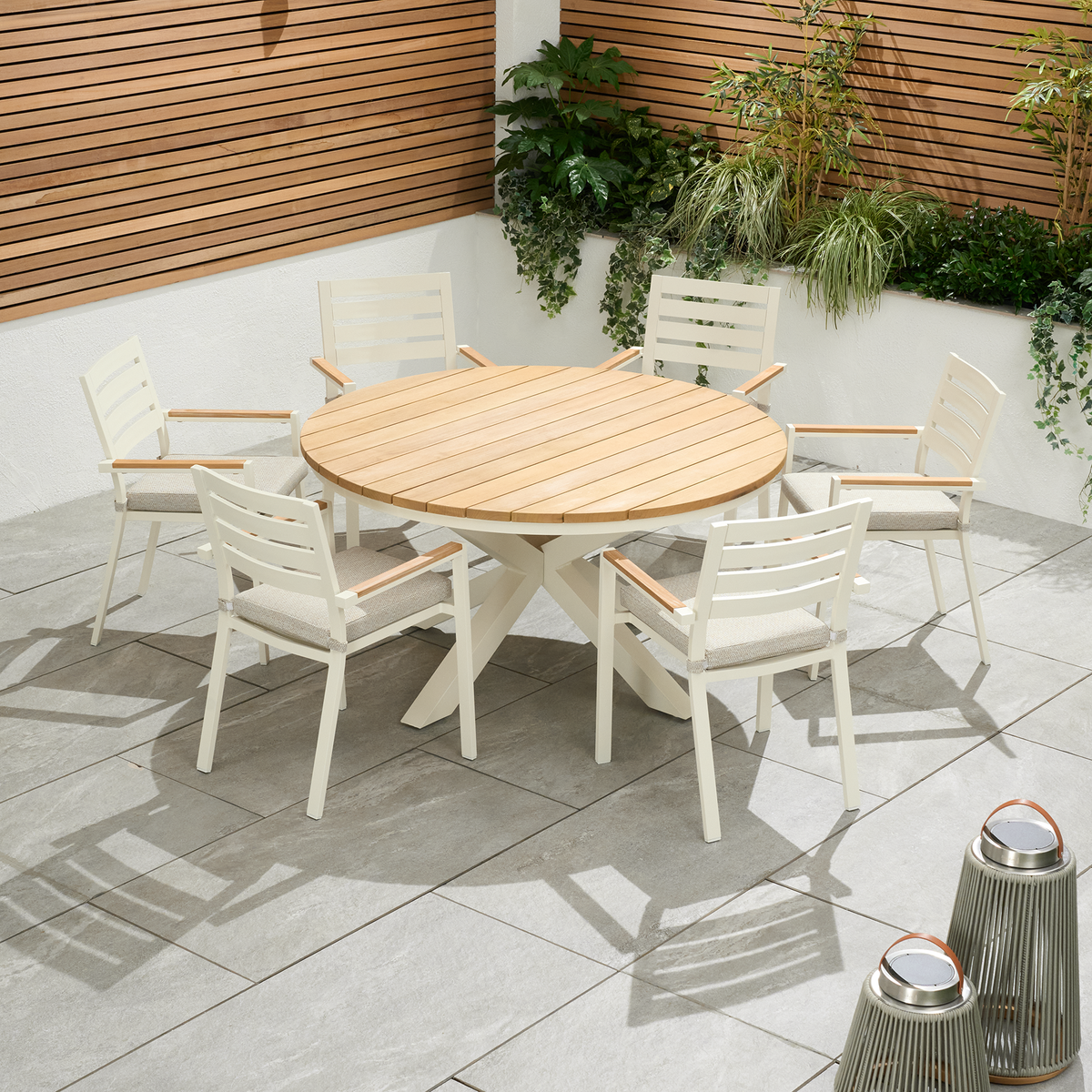 Bracken Outdoors Seattle Teak 6 Seat Round Aluminium Garden Dining Set