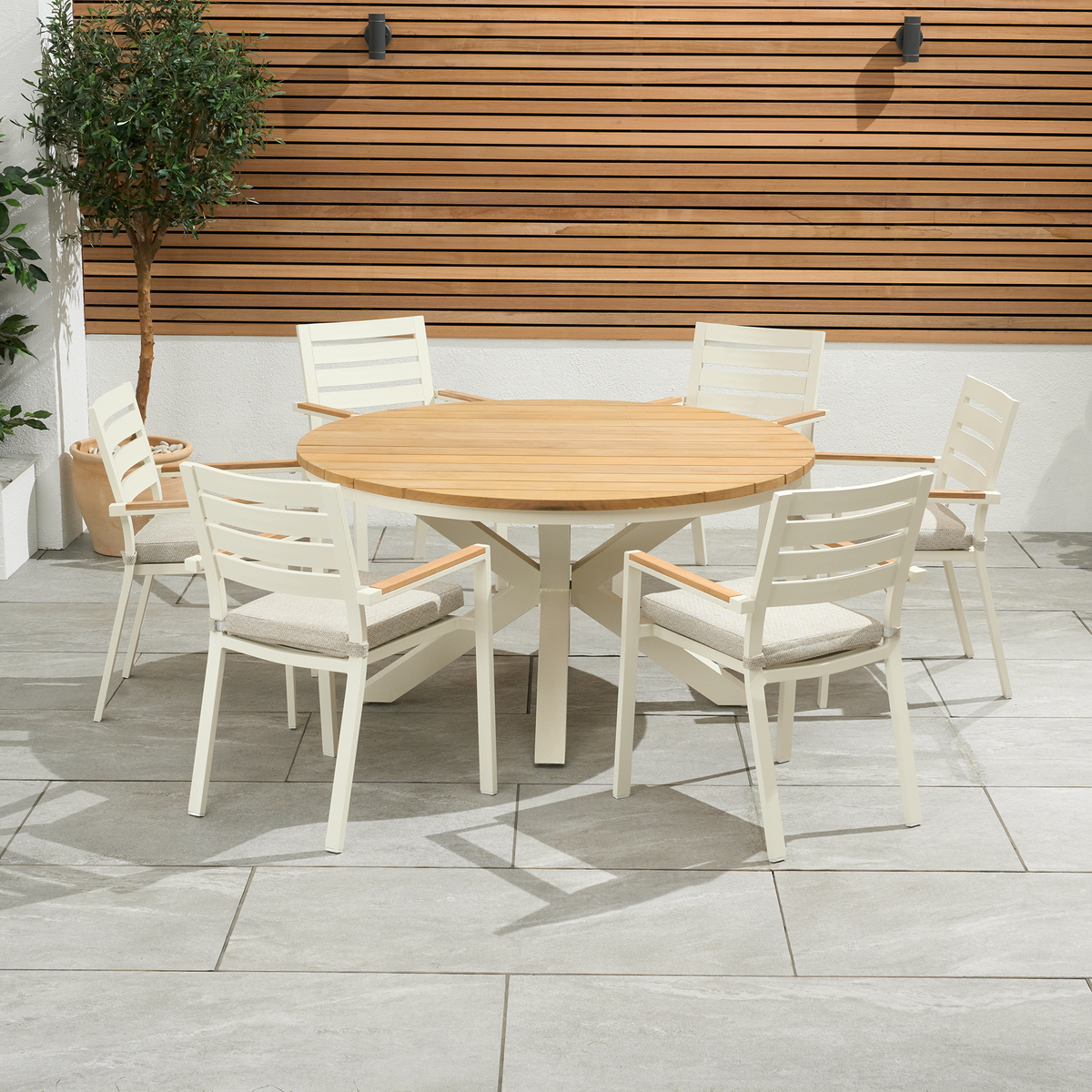 Bracken Outdoors Seattle Teak 6 Seat Round Aluminium Garden Dining Set