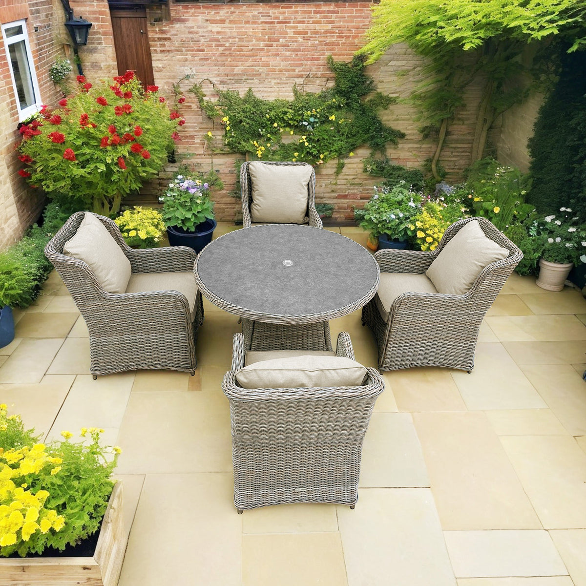 Bracken Outdoors Richmond 4 Seat Rattan Round Garden Furniture Dining Set