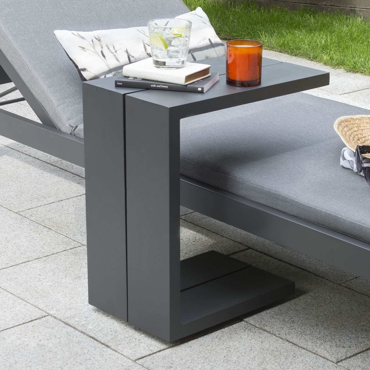 Kettler Elba Aluminium Garden Side Table Anthracite Garden Trends   0393106 0200 Elba Lounger And 0393107 0200 Elba Side Table Lifestyle 2 5000x 